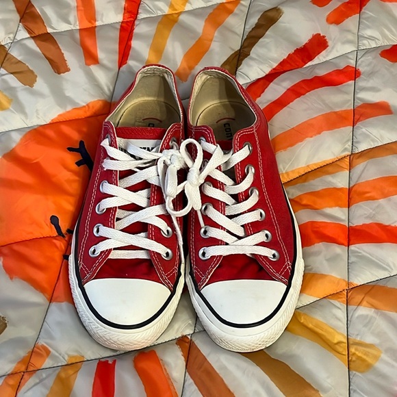 Converse Shoes - Low Top Converse